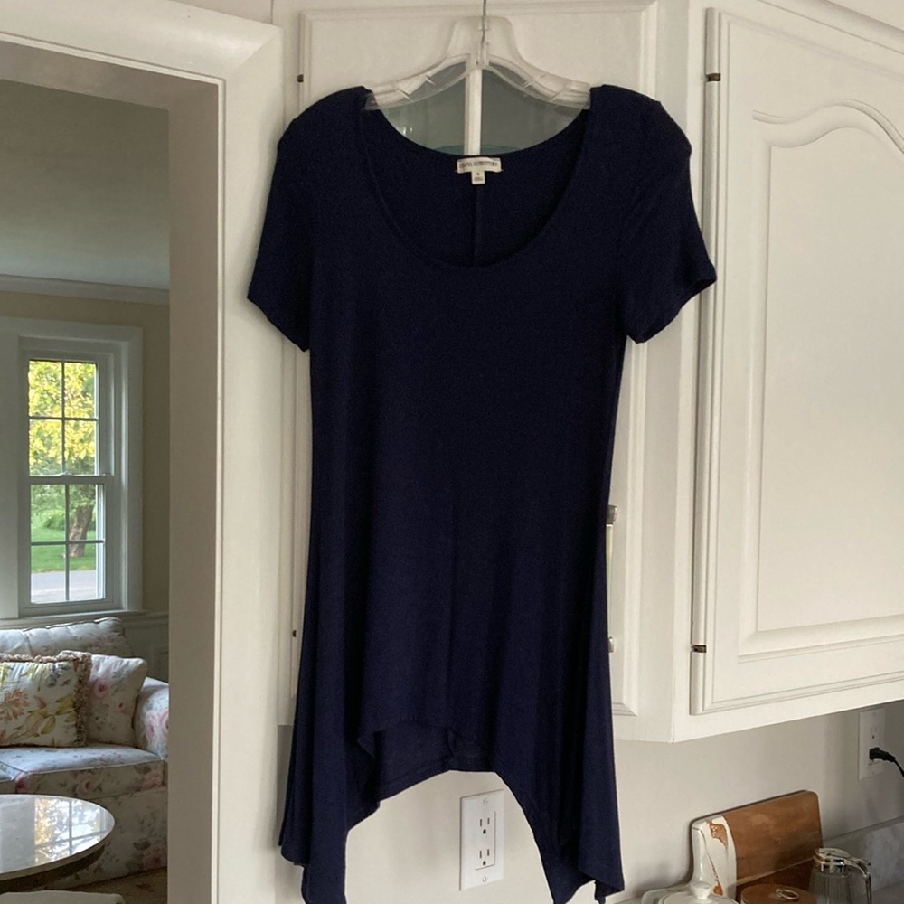 WOMEN’s NAVY BLUE STRETCH KNIT TOP